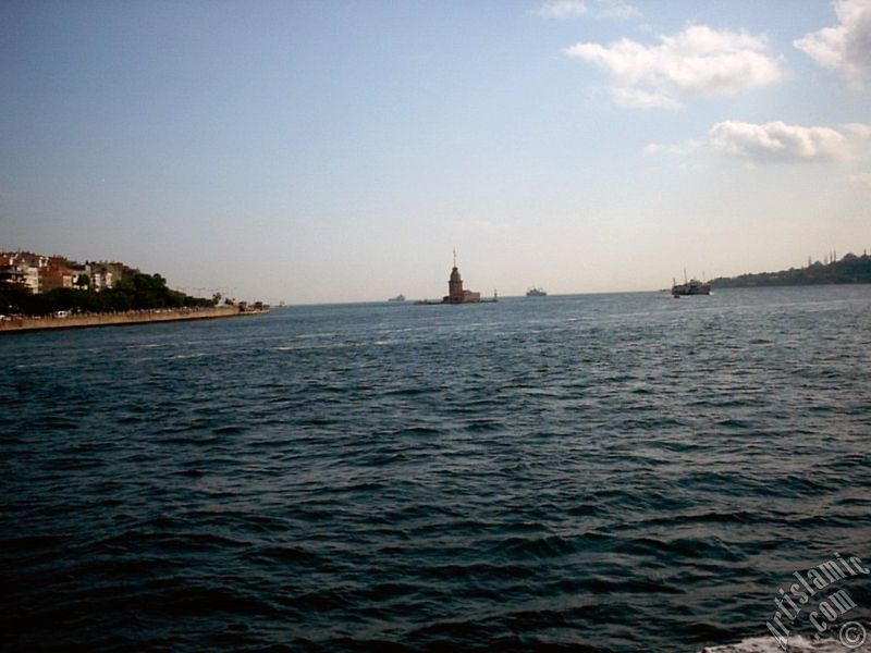 Denizden skdar sahili, Kz Kulesi ve Sarayburnu sahiline bak.
