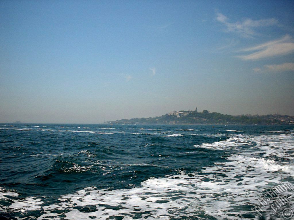 View of Sarayburnu coast and Topkapi Palace from the Bosphorus in Istanbul city of Turkey.
