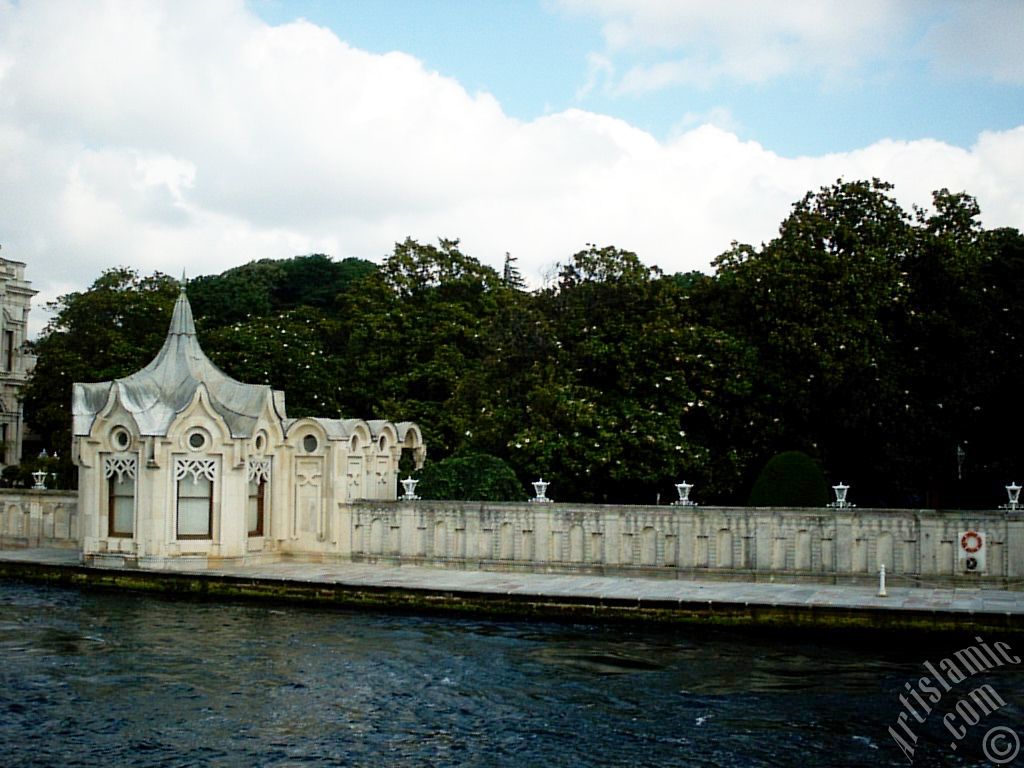View of the Beylerbeyi Palace from the Bosphorus in Istanbul city of Turkey.
