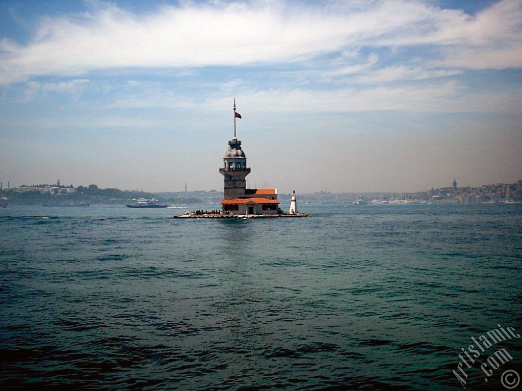View of Kiz Kulesi (Maiden`s Tower) located in the Bosphorus from the shore of Uskudar in Istanbul city of Turkey.
