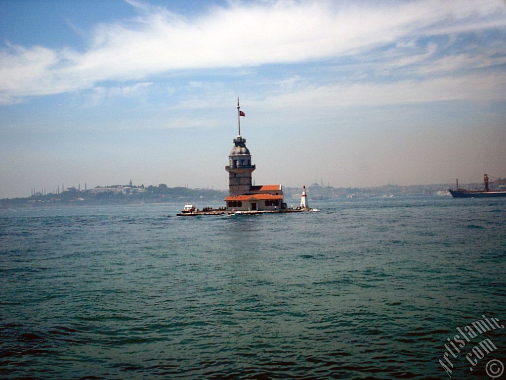 View of Kiz Kulesi (Maiden`s Tower) located in the Bosphorus from the shore of Uskudar in Istanbul city of Turkey.
