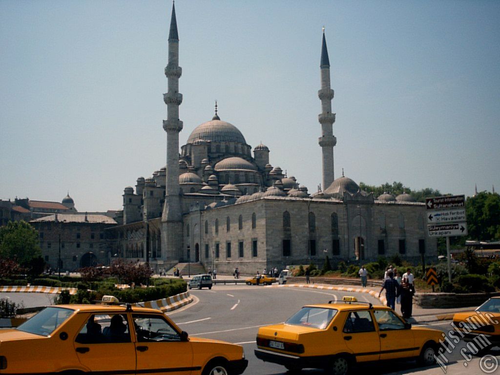 View towards Yeni Cami (Mosque) from Galata Bridge located in Istanbul city of Turkey.
